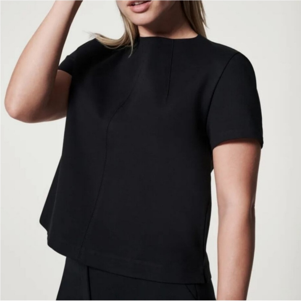 SPANX Gray/Black Crop Top
